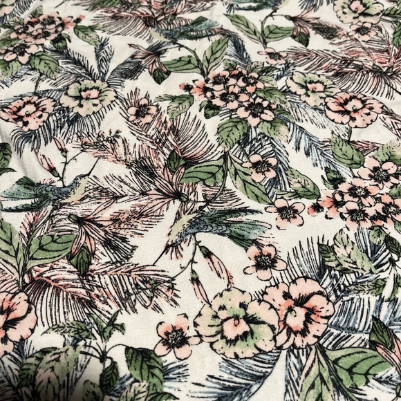 J. Jill Wearever Collection Floral Top Women's XL V Neck Classic - Picture 2 of 5